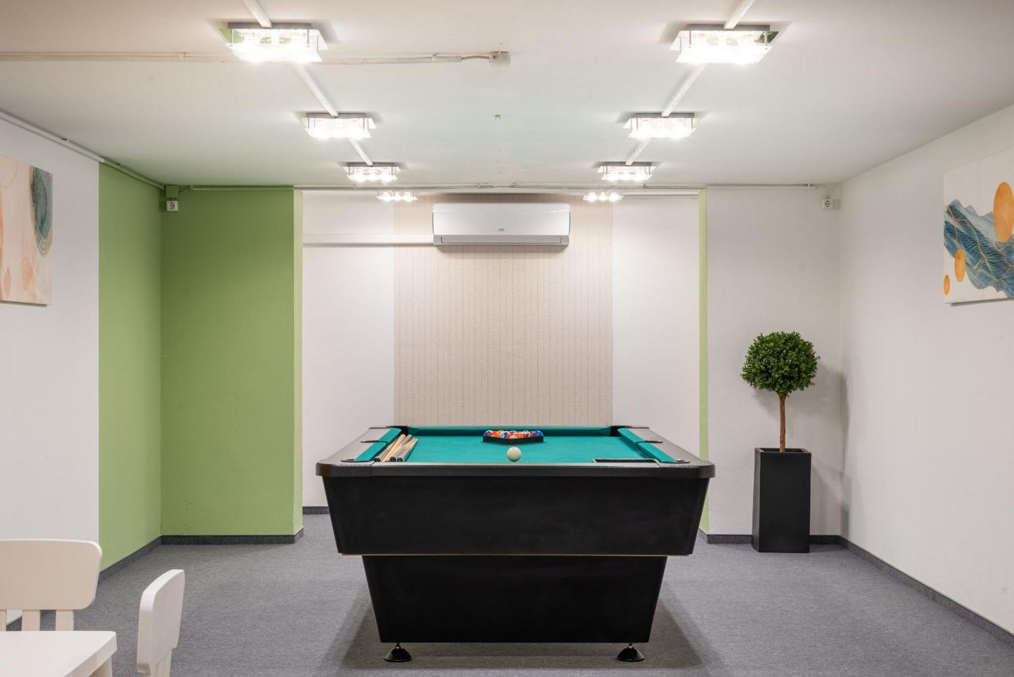 Holdvirag Hotel Sárvár Dış mekan fotoğraf
