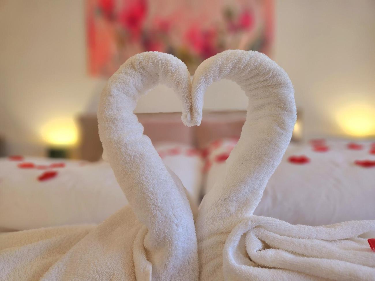Holdvirag Hotel Sárvár Dış mekan fotoğraf